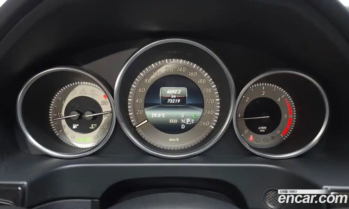 Mercedes-Benz E-Class 2014 2.1 гидро в Москве № 194679, фото 8