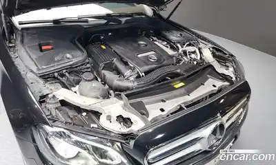 Mercedes-Benz E-Class 2018 2.0 гидро в Москве № 195570, миниатюра 6
