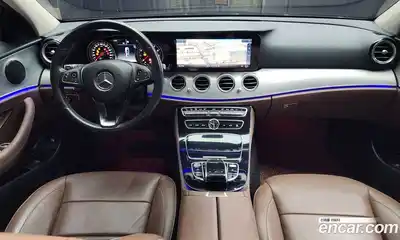 Mercedes-Benz E-Class 2018 2.0 гидро в Москве № 195570, миниатюра 7