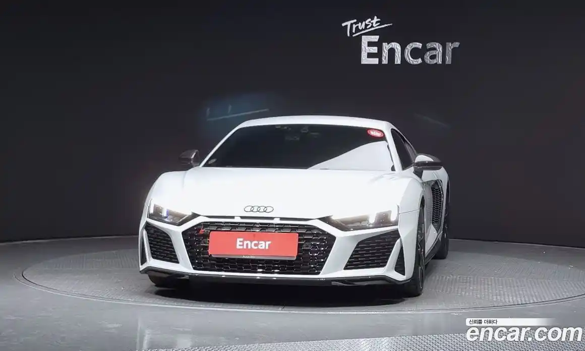 Audi R8 2021 5.2 гидро в Москве № 196111, фото 3