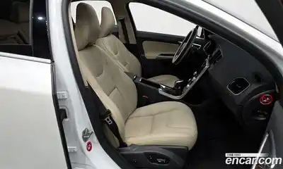 Volvo S60 2016 2.0 гидро в Москве № 197002, миниатюра 11
