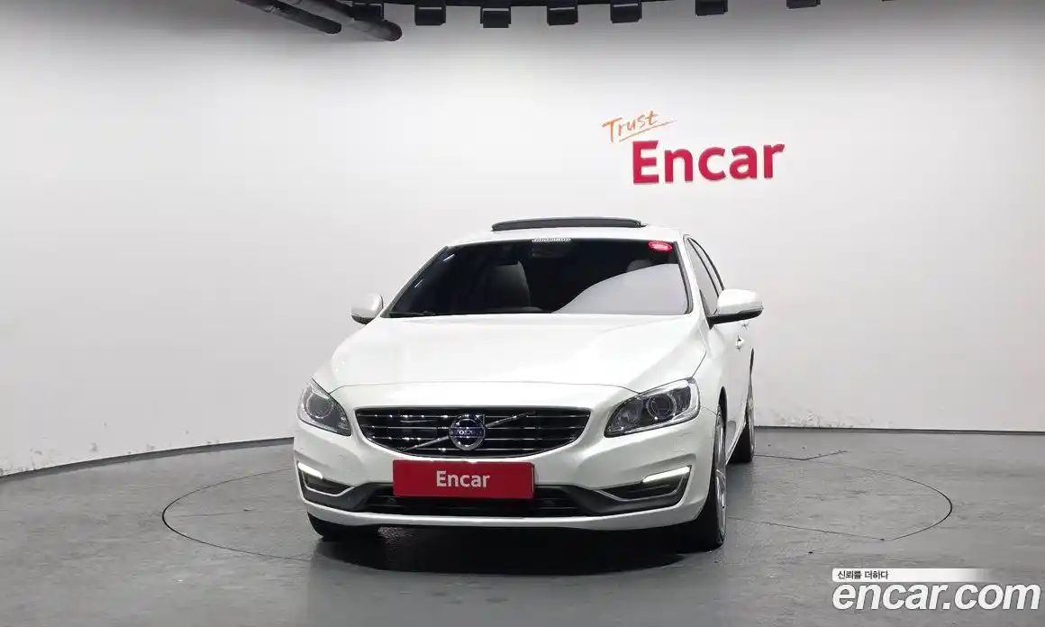 Volvo S60 2016 2.0 гидро в Москве № 197002, фото 3