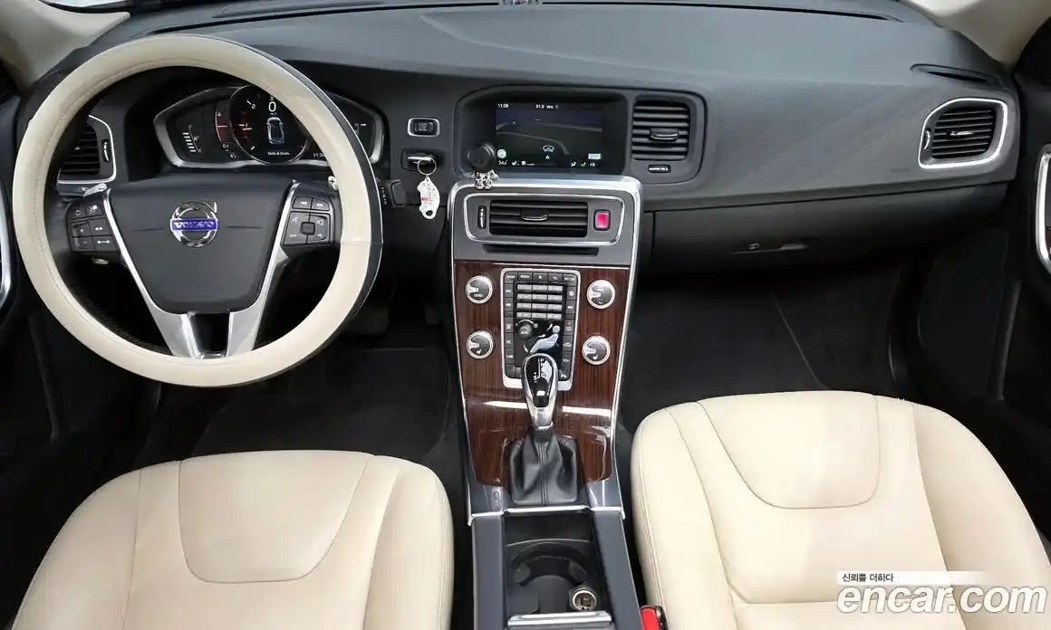 Volvo S60 2016 2.0 гидро в Москве № 197002, фото 7