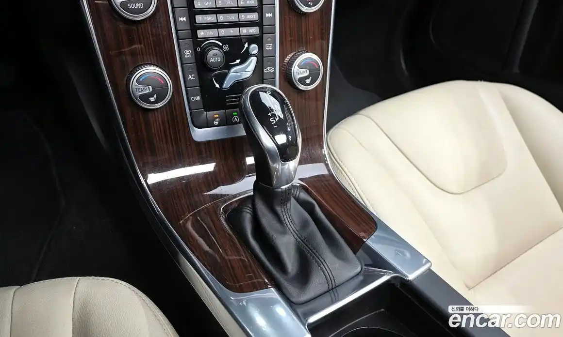 Volvo S60 2016 2.0 гидро в Москве № 197002, фото 9