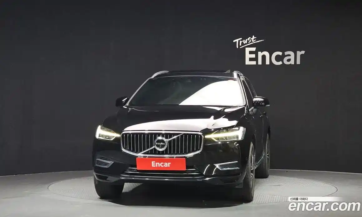 Volvo XC60 2019 2.0 гидро в Москве № 197087, фото 3