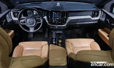 Volvo XC60 2019 2.0 гидро в Москве № 197087, миниатюра 7