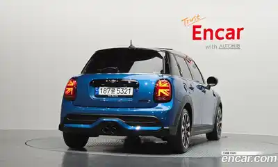 Mini Cooper 2022 2.0 гидро в Москве № 197581, миниатюра 4