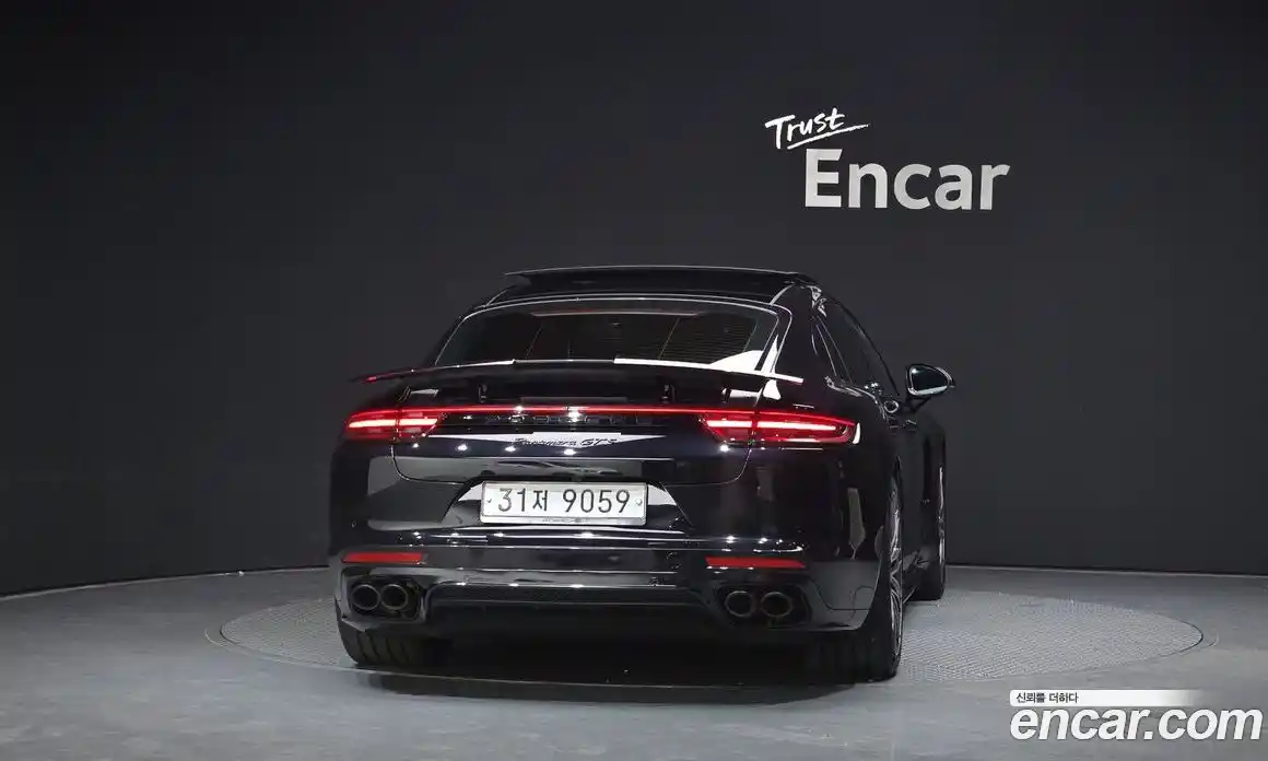 Porsche Panamera 2019 4.0 гидро в Москве № 197660, фото 4