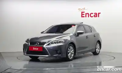Lexus CT200h, 2015