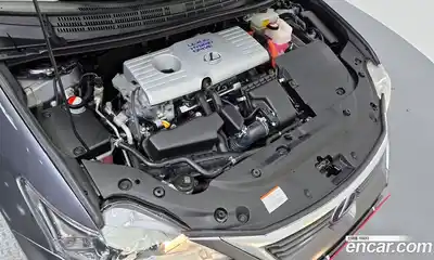 Lexus CT200h 2015 1.8 гидро в Москве № 198812, миниатюра 6