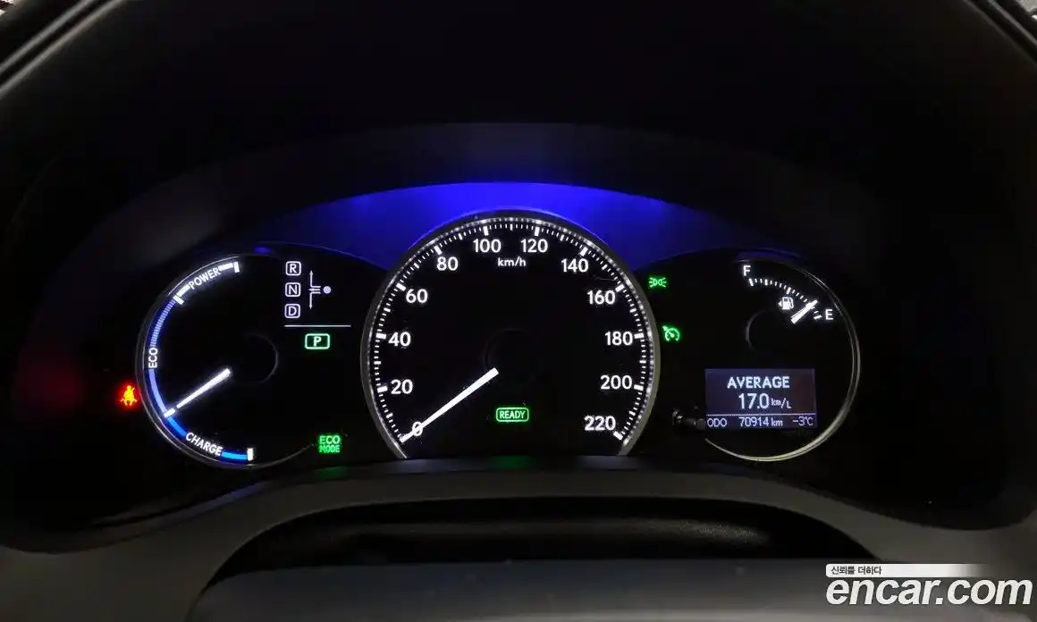 Lexus CT200h 2015 1.8 гидро в Москве № 198812, фото 8