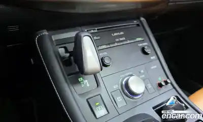 Lexus CT200h 2015 1.8 гидро в Москве № 198812, миниатюра 9