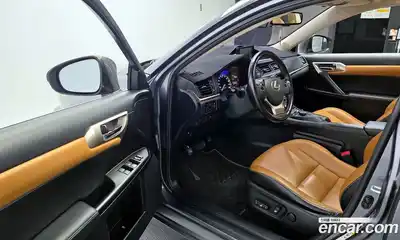 Lexus CT200h 2015 1.8 гидро в Москве № 198812, миниатюра 10