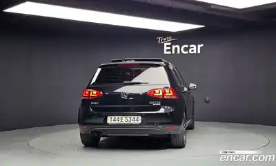 Volkswagen Golf 2015 2.0 гидро в Москве № 199294, миниатюра 4