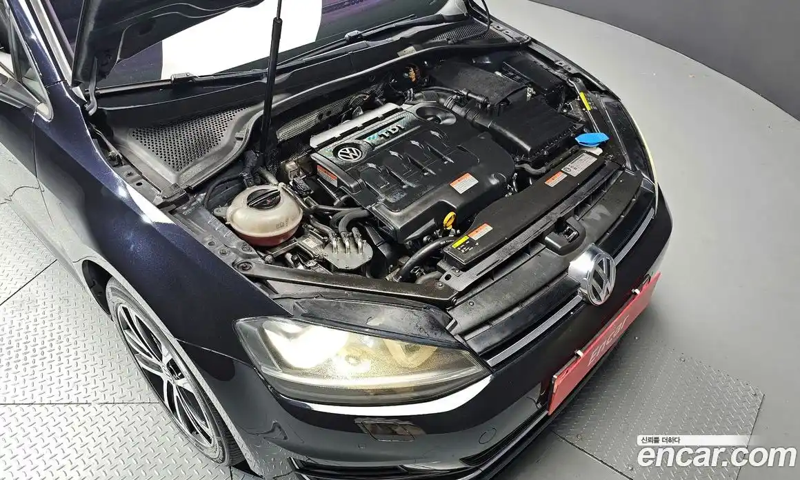 Volkswagen Golf 2015 2.0 гидро в Москве № 199294, фото 6