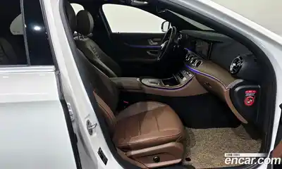 Mercedes-Benz E-Class 2023 2.0 гидро, миниатюра 11