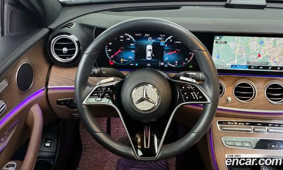 Mercedes-Benz E-Class 2023 2.0 гидро, фото 13