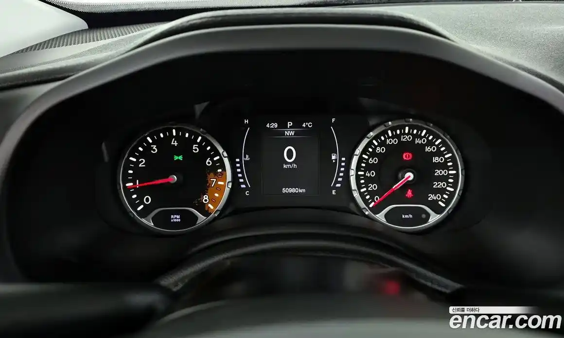 Jeep Renegade 2017 2.4 гидро в Москве № 208963, фото 8