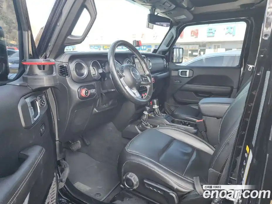 Jeep Wrangler 2021 2.0 гидро в Москве № 210708, фото 13
