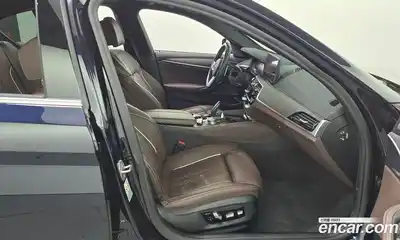 BMW 5-Series 2021 2.0 гидро в Москве № 211531, миниатюра 11