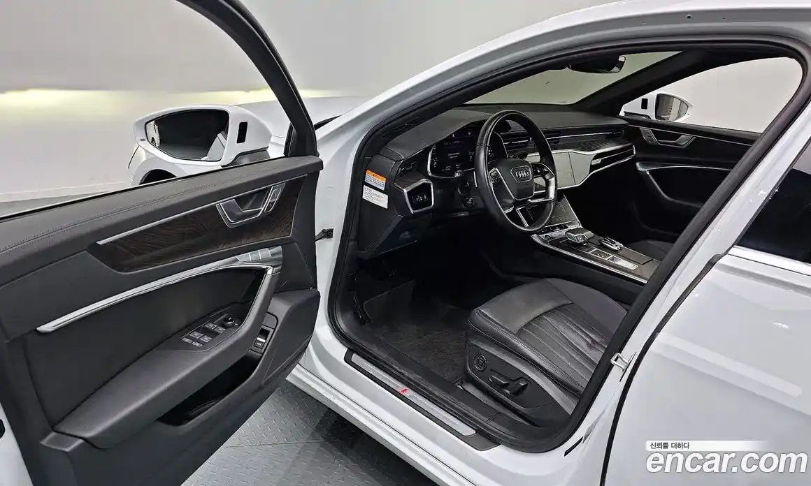 Audi A6 2022 2.0 гидро в Москве № 212465, фото 11