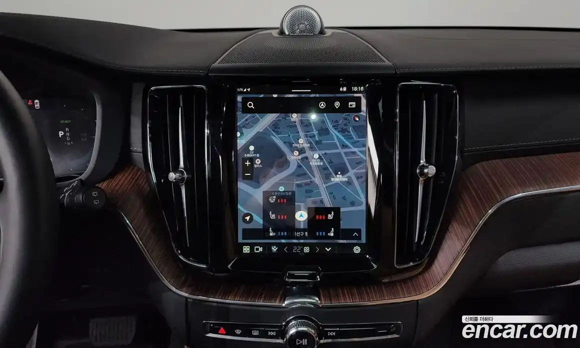 Volvo XC60 2024 2.0 гидро в Москве № 212809, фото 15