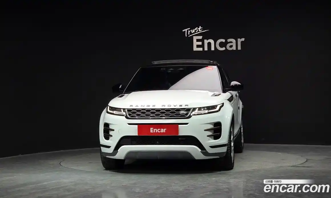 Land Rover Range-Rover Evoque 2022 2.0 гидро в Москве № 213357, фото 3