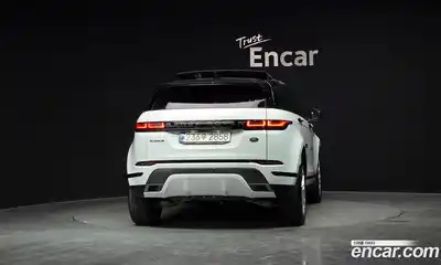 Land Rover Range-Rover Evoque 2022 2.0 гидро в Москве № 213357, миниатюра 4