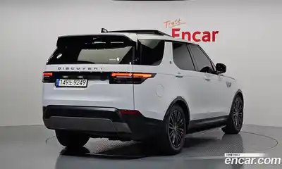 Land Rover Discovery 2018 2.0 гидро в Москве № 213483, миниатюра 2