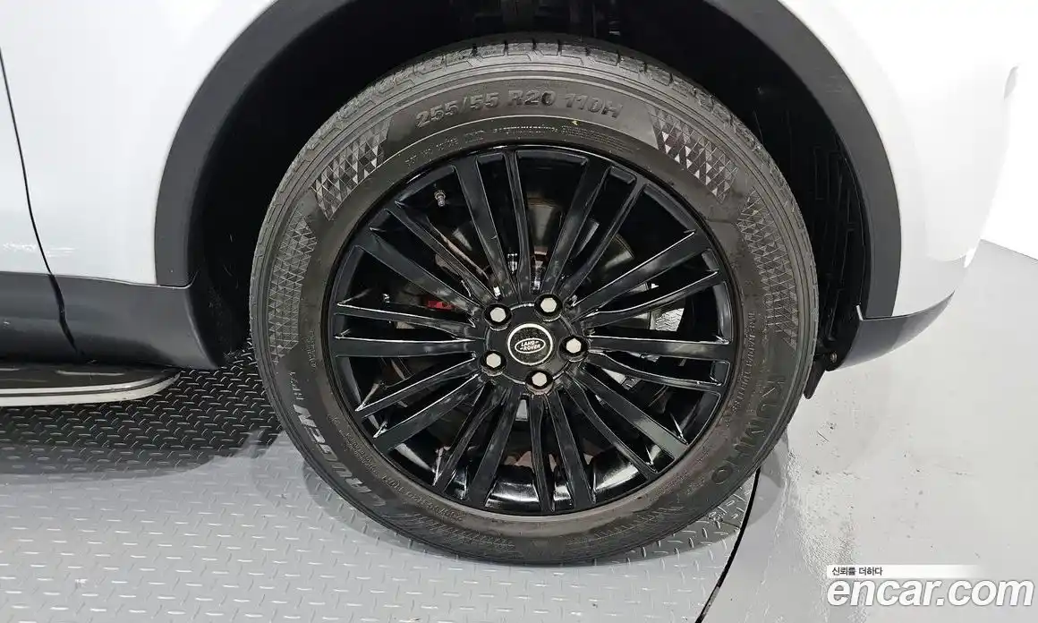 Land Rover Discovery 2018 2.0 гидро в Москве № 213483, фото 7