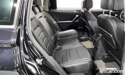 Volkswagen Tiguan 2019 2.0 гидро в Москве № 215291, миниатюра 12