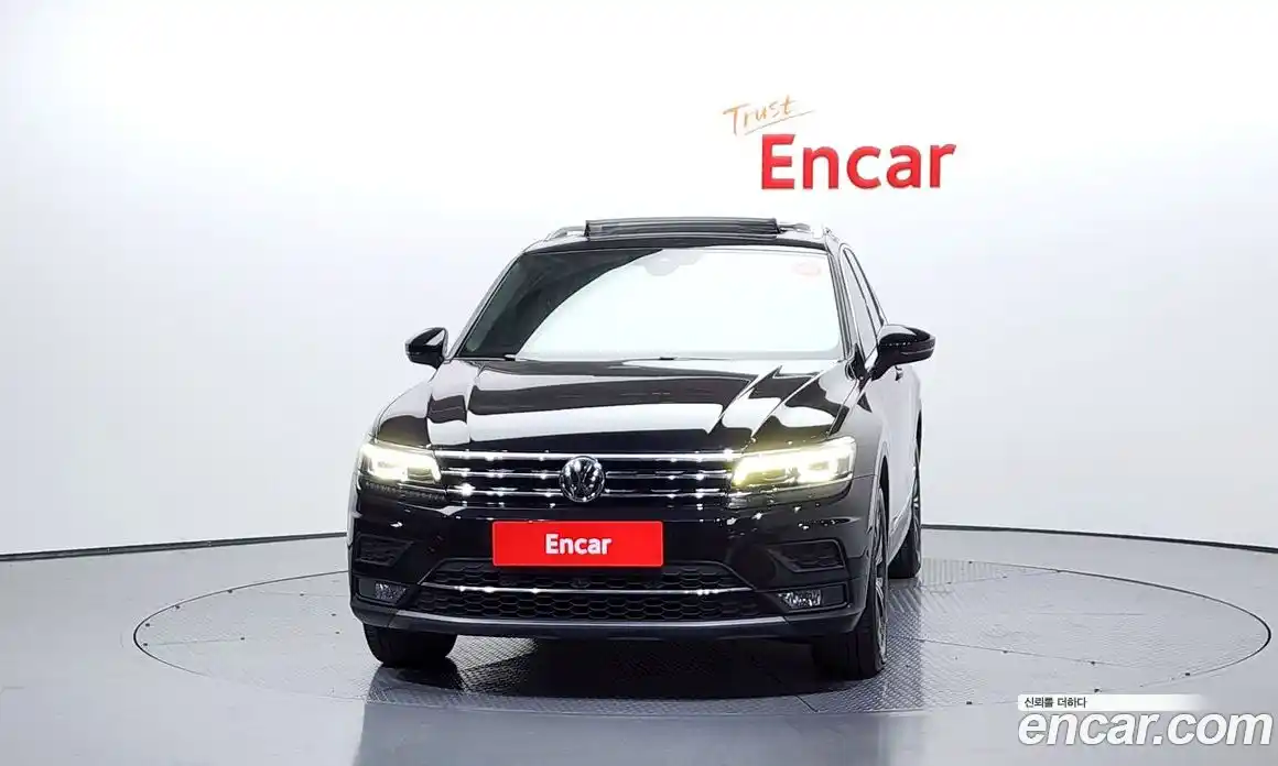 Volkswagen Tiguan 2019 2.0 гидро в Москве № 215291, фото 3