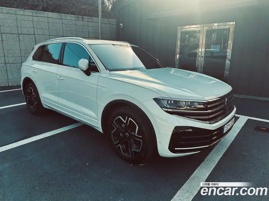 Volkswagen Touareg 2025 3.0 гидро в Москве № 215392, фото 6