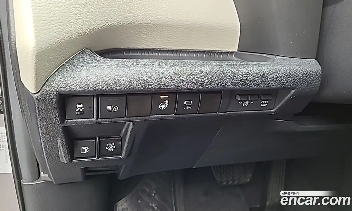 Toyota Sienna 2023 2.5 гидро в Москве № 215651, фото 14