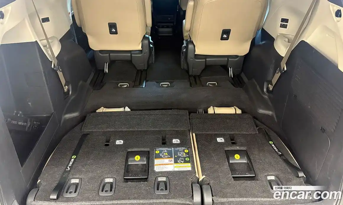 Toyota Sienna 2023 2.5 гидро в Москве № 215651, фото 20