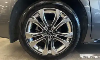 Toyota Sienna 2023 2.5 гидро в Москве № 215651, миниатюра 5