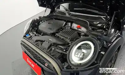Mini Cooper Convertible 2024 2.0 гидро в Москве № 220405, миниатюра 6