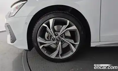 Audi A3 2023 2.0 гидро в Москве № 222996, миниатюра 5