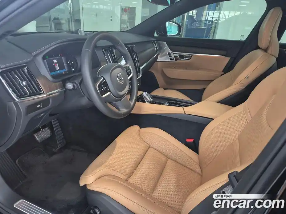 Volvo S90 2024 2.0 гидро в Москве № 230868, фото 8