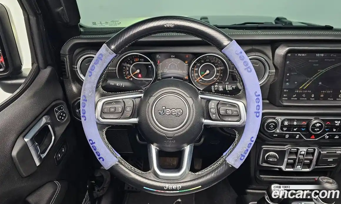 Jeep Wrangler 2023 2.0 гидро в Москве № 232401, фото 13