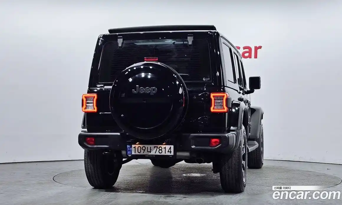 Jeep Wrangler 2023 2.0 гидро в Москве № 232401, фото 4