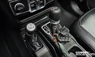 Jeep Wrangler 2023 2.0 гидро в Москве № 232401, миниатюра 9