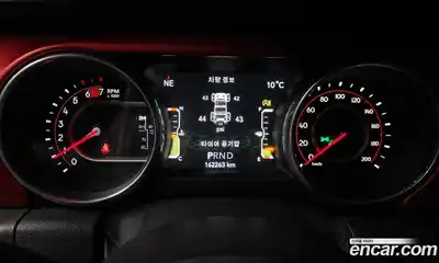 Jeep Wrangler 2018 2.0 гидро в Москве № 232738, миниатюра 8