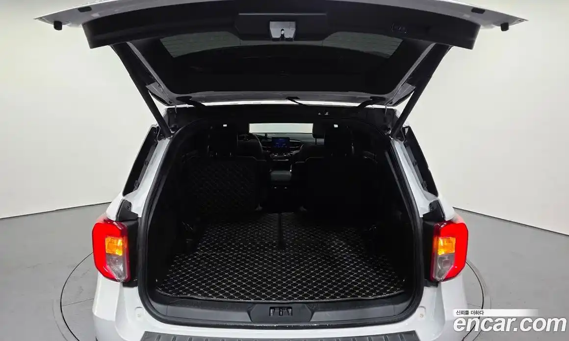 Ford Explorer 2022 3.0 гидро в Москве № 233281, фото 20