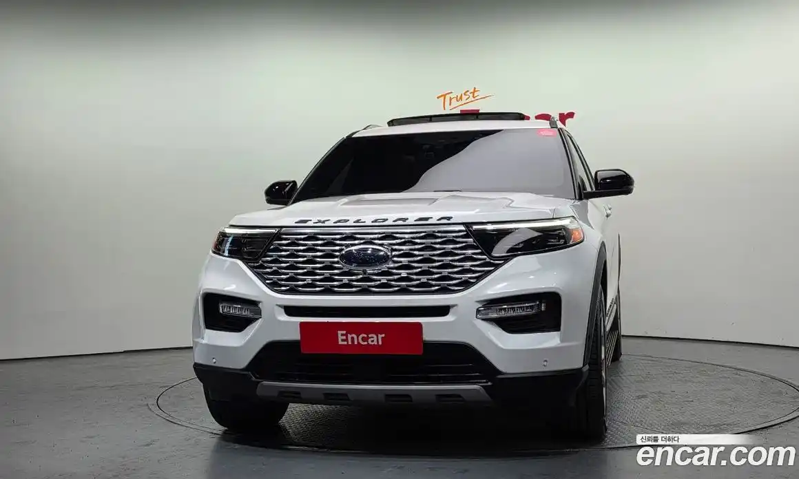 Ford Explorer 2022 3.0 гидро в Москве № 233281, фото 3