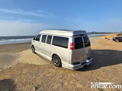 Chevrolet Express Van, 2011