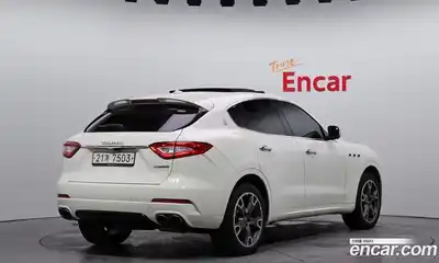 Maserati Levante 2017 3.0 гидро в Москве № 255944, миниатюра 2