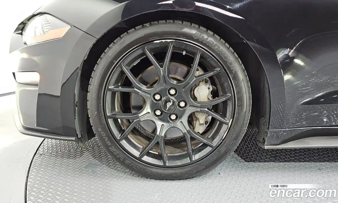 Ford Mustang 2019 2.3 гидро в Москве № 257231, фото 5