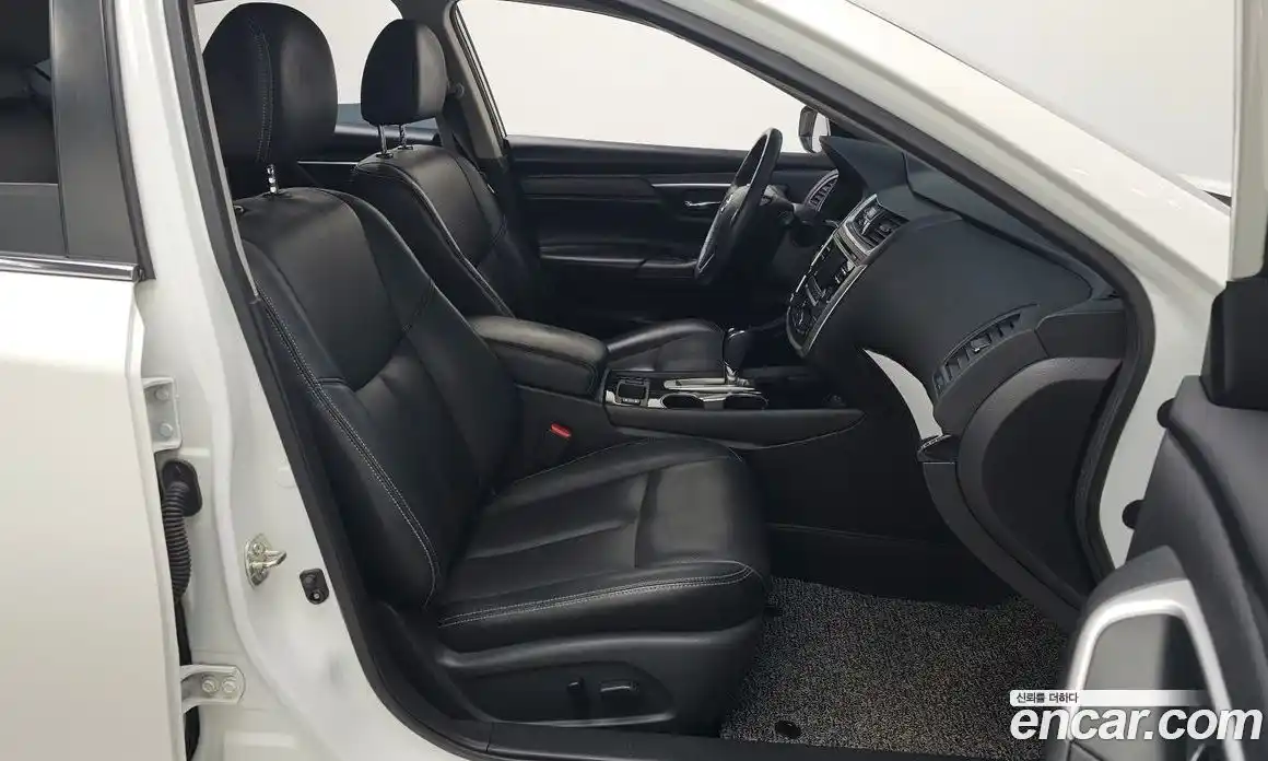 Nissan Altima 2017 2.5 гидро в Москве № 284911, фото 11