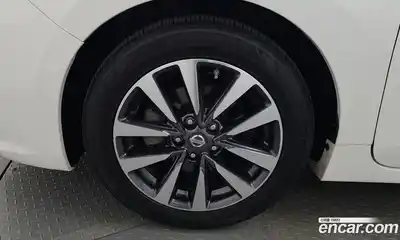 Nissan Altima 2017 2.5 гидро в Москве № 284911, миниатюра 5